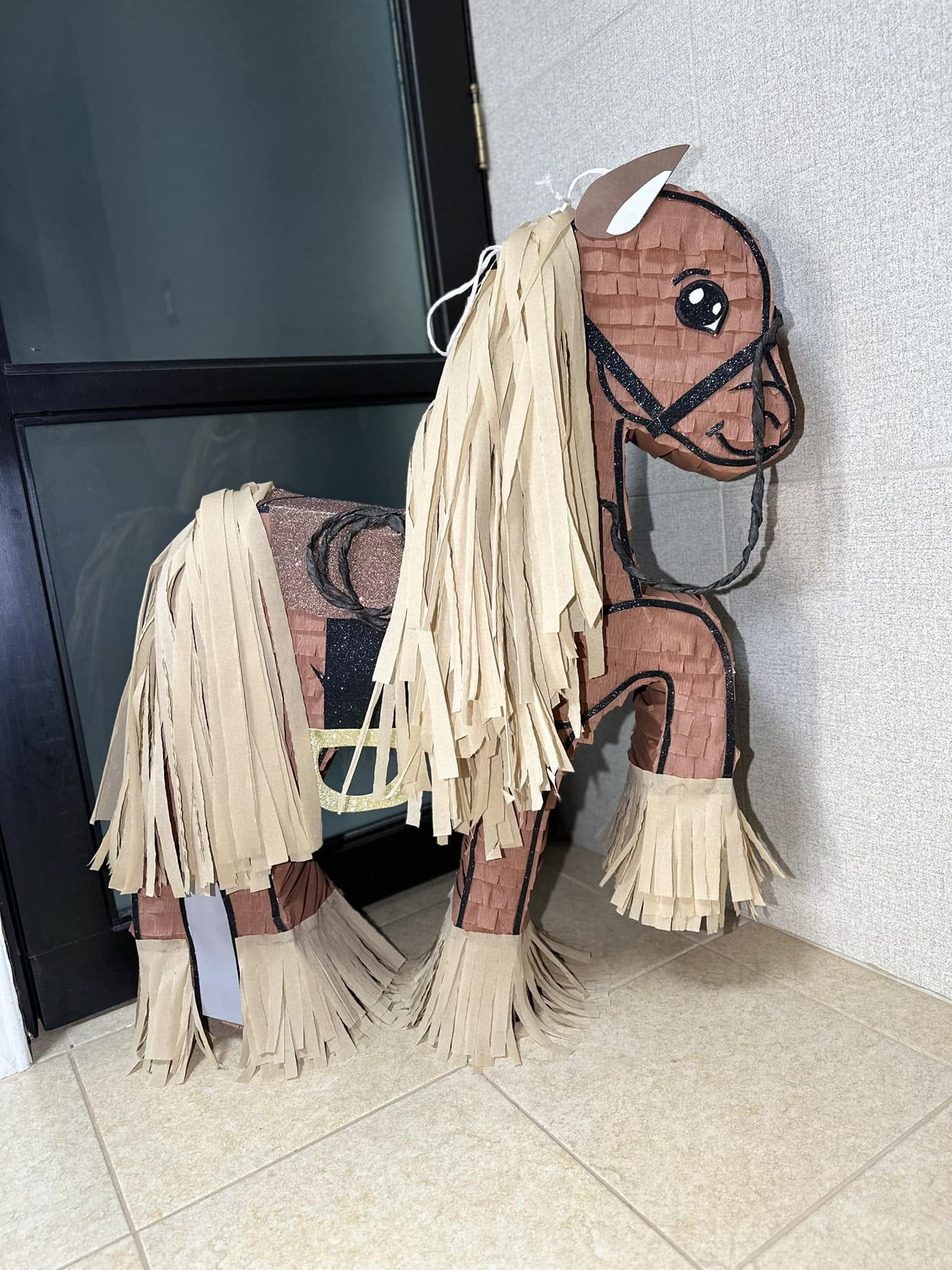 Piñata personalizada de caballo
