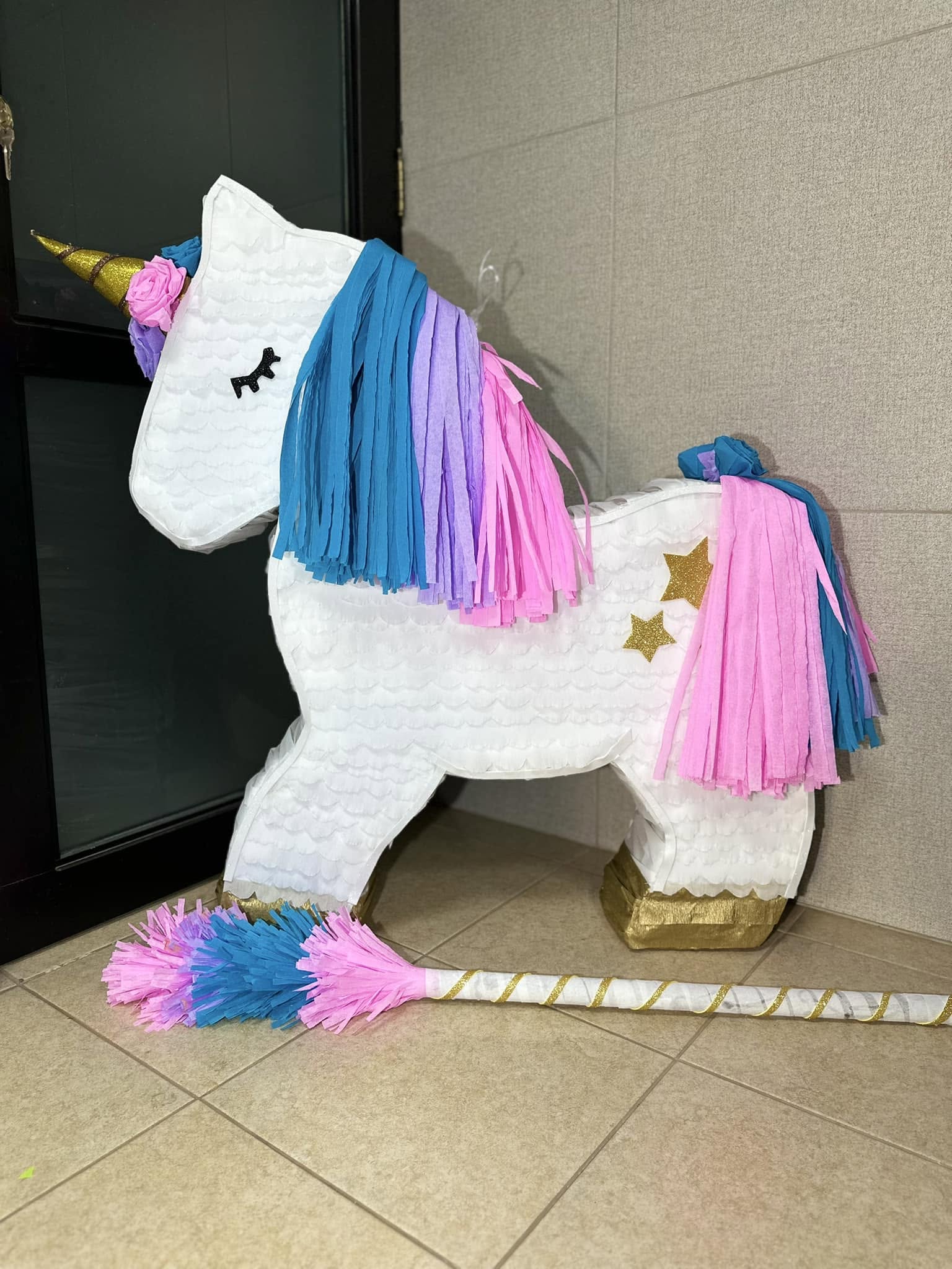 Piñata personalizada de unicornio