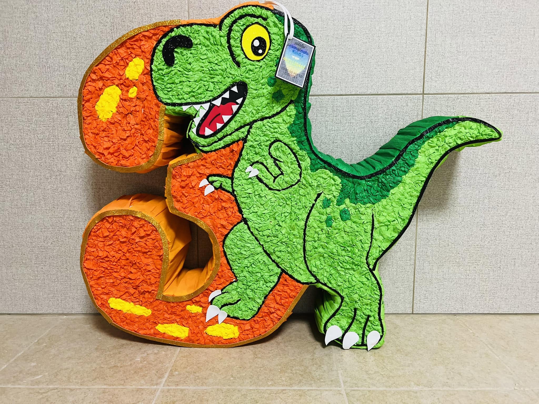 Piñata personalizada con número