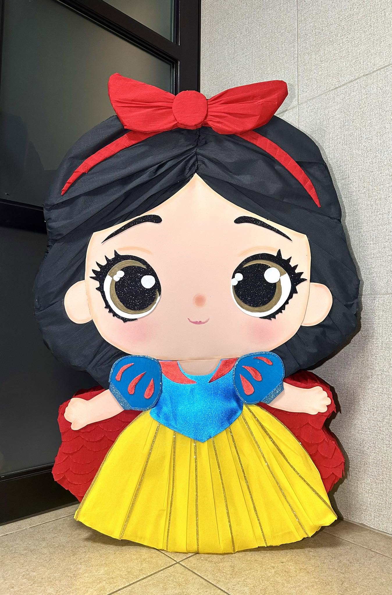 Piñata personalizada de Blancanieves