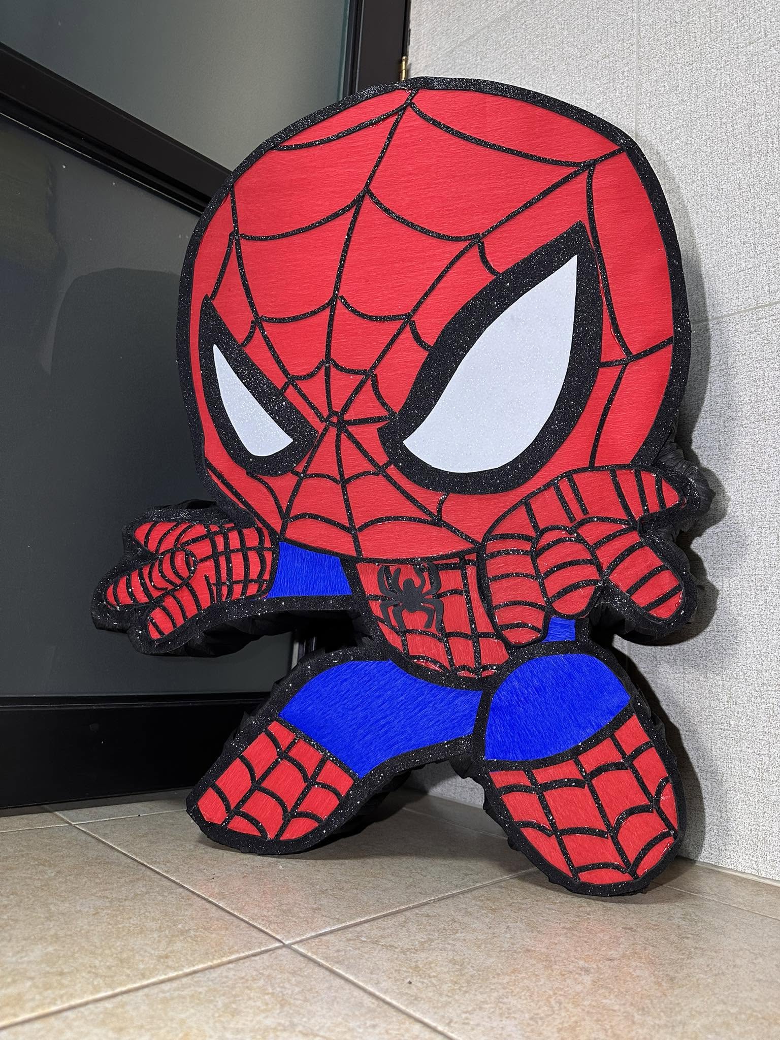 Piñata personalizada de Spider-Man